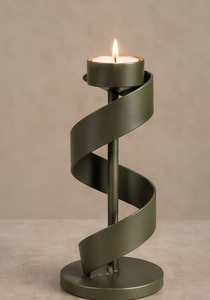 Support de Bougie Métallique Vert Mat Abstrait de Luxe, Unique avec Ruban Spirale, pour Bougies Coniques et Piliers, Décoration Artisanale pour Table de Salon d'Hôtel - Product Image 5