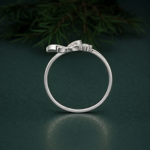 Anillo de Plata de Ley 925 con Mariposa y Diamantes Cultivados en Laboratorio, Joyería Fina para Mujer - Product Image 1