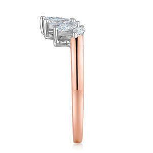 แหวนแต่งงานเพชรทรงโค้ง 0.48 กะรัต เพชรเลี้ยงในห้องปฏิบัติการ รับรองโดย IGI ตัวเรือนทองคำขาว 14K แหวนแบบซ้อนได้ ประดับเพชรแบบ Pave - Product Image 2