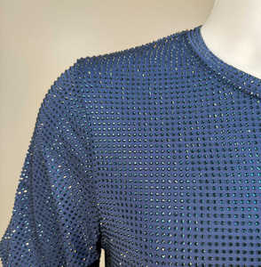 T-shirt en tricot à manches courtes pour homme, col rond, motif à pois en strass, coupe décontractée - Product Image 4