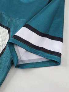 Maillots de football rétro personnalisés de haute qualité à col en V, coupe ample, respirants en mesh, coupe courte, taille américaine, pour hommes. - Product Image 2