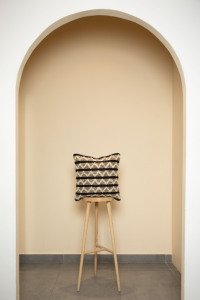 หมอนอิงลายซิกแซกแบบชนเผ่า - Product Image 4