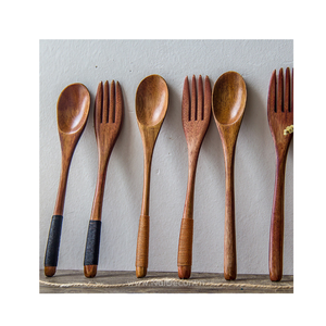 Cuillère en bois mignonne en forme de cœur, cuillère en bois naturel, cadeau, ustensiles de cuisine, fournisseur du Vietnam, en gros - Product Image 2