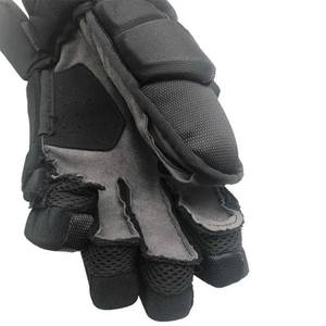 Gants de hockey sur glace en polyester légers et durables, design spécial, poignées multicolores, modèle Eoin Winston Sports Pakistan - Product Image 1