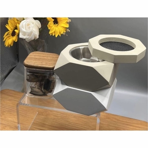 Brûleur d'encens en résine nordique de luxe, brûleur d'encens au charbon de bois, brûleur d'oud et de bakhoor géométrique, couvercle en maille métallique, décoration minimaliste pour la maison, Mubkhar - Product Image 1