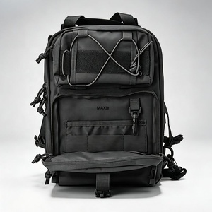 Sac de poitrine tactique pour hommes, sac à bandoulière multifonctionnel, sac messager pour le camping, la randonnée, la chasse, les activités de plein air - Product Image 2