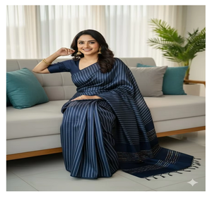 Sari en soie Katan bleu marine pour femme, tenue ethnique rayée, style drapé, avec chemisier inclus dans le ensemble. - Product Image 1