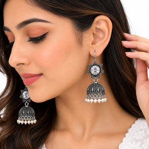 Pendientes Jhumka de Plata Oxidada con Zirconia en Forma de Estrella, Diseño de Última Moda, Hechos a Mano, de Latón, Estilo Bohemio Tribal, para Mujer, Ideales para Fiestas - Product Image 1