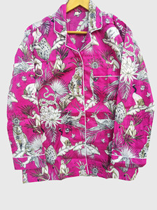 Conjunto de pijama con estampado tropical rosa para mujer, top de manga larga con cuello con muescas y pantalones para dormir - Product Image 3