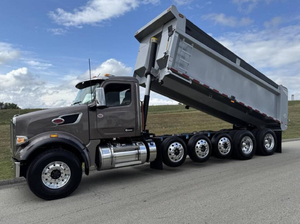 Ventes Premium pour 2026 : Camion lourd 567 PB à vendre - Product Image 2