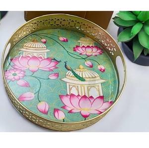 Plateau de service en bois d'acacia de taille moyenne pour la cuisine, la table, les dîners, les cadeaux de Noël et de mariage - Product Image 4