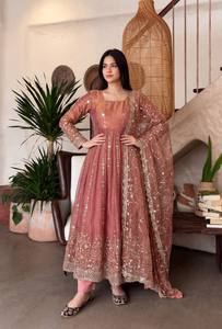 Trend Setter Indian Pakistani Elegant Salwar Suit Designer Bridal Wear Salwar Suit Latest Exclusive Most Trendy <b>Party</b> Wear - Product Image 2