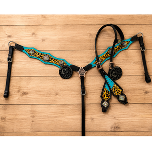 Conjunto de cabezada de una oreja y pechera de cuero negro estilo western para caballo, con estampado de leopardo, pedrería turquesa y conchos, cómodo. - Product Image 1