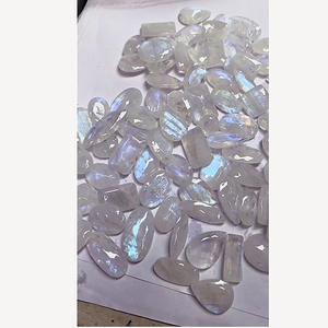 87 Piezas de Circonita Blanca Natural de 15mm y 30mm, Altamente Pulida, en Forma Ovalada, de Pera y Octagonal, 1070 Quilates, Gemas en Venta por US$214 - Product Image 2