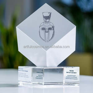 Modèle personnalisé Les solutions de récompense acrylique des employés personnalisés célèbrent chaque étape importante - Product Image 4