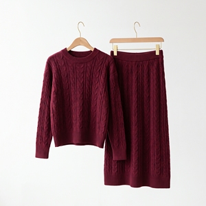 Conjunto de Suéter Tejido y Falda Midi para Mujer, Elegante Conjunto de Dos Piezas, OEM, ODM, Venta al Por Mayor, Logotipo Personalizado de Fábrica - Product Image 3