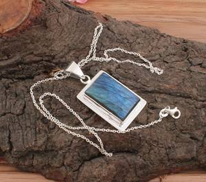 Colgante de Labradorita Natural Chapado en Platino Vintage al por Mayor, Plata de Ley 925, Amuleto de Piedra Preciosa Simple y Minimalista, Precio al por Mayor - Product Image 2