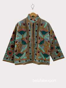 Veste décontractée vintage en velours à col mandarin, broderie florale, coupe ample, manches longues, à porter en toutes saisons, veste Suzani pour femmes - Product Image 4