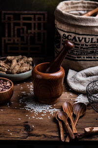 Mortero y Pilón de Mármol de Primera Calidad, Juego de Mortero y Pilón Tradicional Grande y Natural para Uso Profesional - Product Image 3