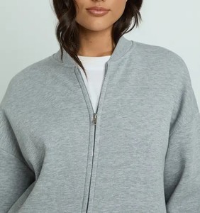 Conjunto Deportivo de Sudadera de Manga Larga y Pantalones Rectos para Mujer, Fabricante de Ropa al por Mayor con Logotipo Personalizado OEM/ODM - Product Image 6