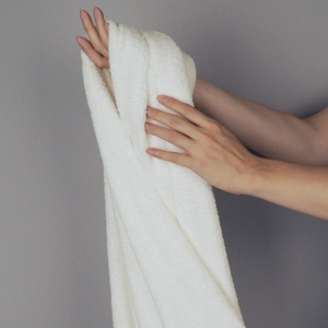 Serviette de Douche Tricotée Personnalisable en Nylon Recyclable Écologique Douce Absorbante Durable pour Hôtels et Usage Quotidien - Product Image 3