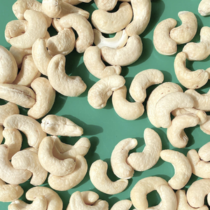 Fabrication de noix de cajou brutes WW180, WW240, WW320, LP, noix de cajou en vrac, vente en gros de noix de cajou exportées vers l'Asie, l'UE, le Moyen-Orient - Product Image 1