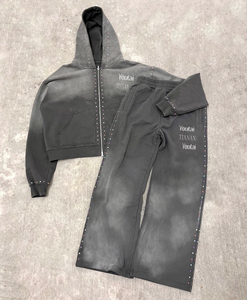 Ensemble survêtement homme streetwear hiver, sweat à capuche et pantalon évasé, personnalisé, effet vieilli, avec fermeture éclair et strass colorés, délavé à l'acide, 100% coton - Product Image 1