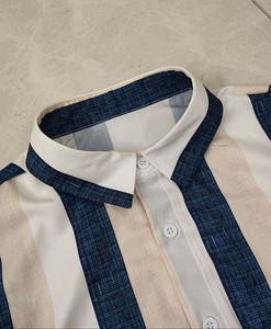 Conjunto de 2 piezas informal para hombre, camisa de manga corta a rayas con estampado tejido y pantalones cortos con cordón, para verano - Product Image 3