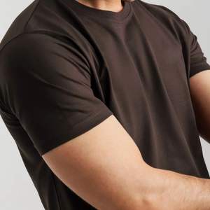 Camisetas casuales suaves de algodón 100% personalizadas para mujeres y hombres, ropa urbana, fabricante OEM ODM con logotipo personalizado, tipo de corte regular. - Product Image 4