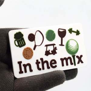 Parches 3D de PVC con Logotipo Personalizado en Relieve |   Insignia de goma suave termoadhesiva para decoración de tela de lona y encaje para uso en prendas de vestir - Product Image 1