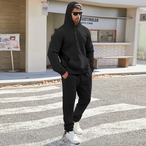 Ensemble de survêtement athlétique de haute qualité pour hommes, uniforme sportif d'entraînement personnalisé pour équipe - Product Image 6