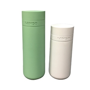 Manualidades con botellas y tazas de resina - Product Image 1