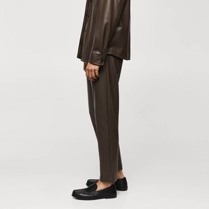 Pantalon en cuir décontracté pour homme, coupe droite, taille mi-haute, imperméable, avec fermeture éclair et poches, qualité supérieure, noir, poids moyen – Meilleur prix - Product Image 3
