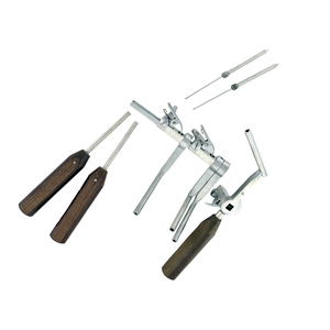 Kit d'instruments de chirurgie neurochirurgicale et orthopédique de la colonne vertébrale, comprenant un distracteur cervical Caspar avec vis et broches - Product Image 1