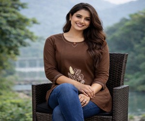 เสื้อท็อปปักมือผ้าฝ้ายดีบาว ริชลุค งานปักบัตตา สำหรับใส่ทุกวัน ราคาขายส่ง เสื้อผ้าชาติพันธุ์ สีน้ำตาล - Product Image 3