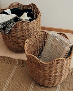 Cesta de Mimbre Festoneada al por Mayor, Cesta de Almacenamiento Tejida, Contenedor Organizador Decorativo, Detalle Rústico, Perfecto para Estantes y Decoración del Hogar - Product Image 4