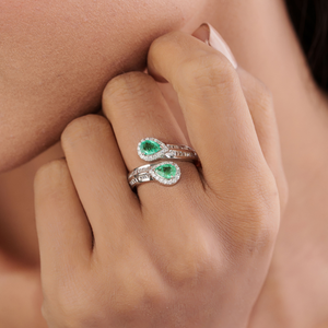 Bague de déclaration en or blanc massif 14 carats avec émeraude et diamant, idéale pour mariage et soirée, vente en gros à faible MOQ, meilleur prix, bijoux en vrac - Product Image 2
