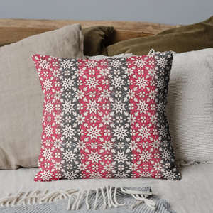 Funda de Almohada Decorativa de Algodón Estampada a Mano con Diseño Rústico, 18x18, para Sofá - Product Image 2