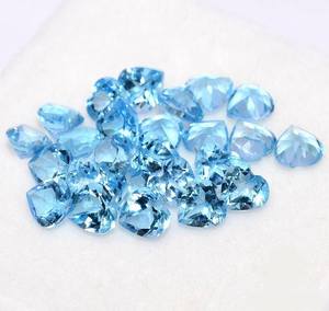 บลูโทแพซธรรมชาติทรงหัวใจเจียระไนแบบเหลี่ยม  ขนาดมาตรฐาน  พร้อมใบรับรอง  ไม่ผ่านการปรับแต่ง  พร้อมสำหรับการฝังในเครื่องประดับ - Product Image 4