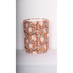 Cubo de basura decorativo de madera con diseño geométrico hexagonal, hecho a mano en Rajasthan, India, con tapa enrollable y parte superior abierta, ecológico. - Product Image 1