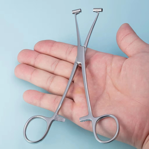 Pinzas Profesionales para Perforación de Septum de 6 Pulgadas, Acero Inoxidable, con Extremos Abiertos, Herramientas Profesionales para Perforación Corporal, Aprobadas por CE e ISO - Product Image 5