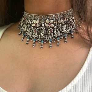 Colección de Collares Finos Meera Jaipur Raas - Product Image 1