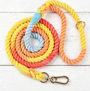 Correa Ajustable Ecológica Premium para Perros, Correa de Algodón Resistente para Pasear Perros con Decoración de Lazo y Agarre Cómodo - Product Image 1