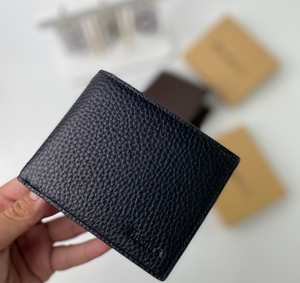 Portefeuille fin minimaliste en cuir véritable noir pour homme de Beena, fermeture ouverte, porte-cartes court, poche à monnaie, doublure en polyester durable - Product Image 1
