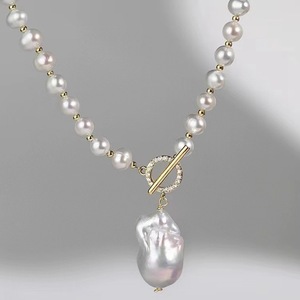 Collier de perles d'eau douce rondes de 6 mm avec design ballon, longueur de 50 cm - Product Image 1