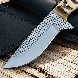 Couteau à Découper en Acier Carbone Fait Main Personnalisé avec Manche en Corne, Couteau de Chasse à Lame Fixe avec Étui en Cuir - Product Image 2