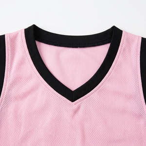 Camiseta de Baloncesto Rosa sin Mangas con Cuello en V Personalizada de Primera Calidad para Mujer con Nombre del Equipo y Número 23 - Product Image 6