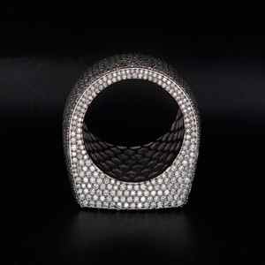 Anillo Hip Hop con Logotipo Personalizado, Moissanita Azul VVS, Plata 925 y Chapado en Oro de 18K, Pasa la Prueba del Diamante, Joyería Fina para Hombre - Product Image 4