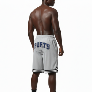 Shorts de bain en maille polyester premium gris, noir, blanc, avec empiècements rayés, logo personnalisé imprimé, respirants, pour homme. - Product Image 2