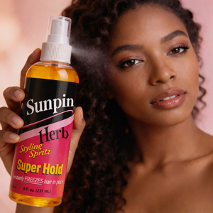 Spray Fijador para el Cabello SunpinHerb Styling Spritz Super Hold con Extractos Herbales Naturales para Peinados Profesionales con Trenzas, Resultados Duraderos - Product Image 1